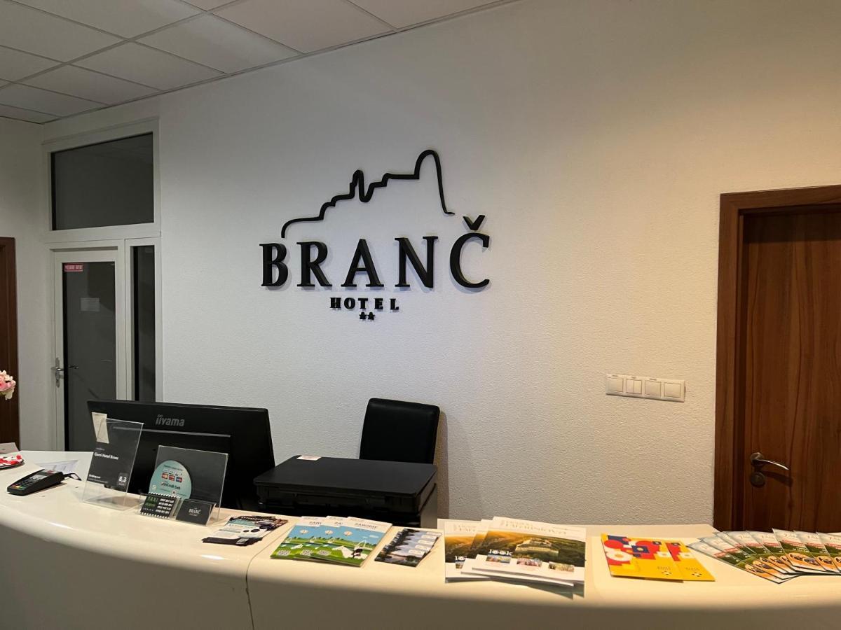 Hotel Branc, Garni Senica Ngoại thất bức ảnh